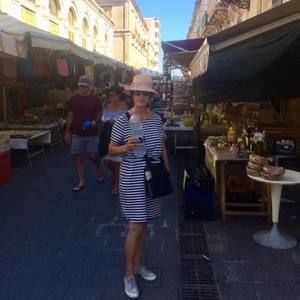 Meet your Posher, Katrina